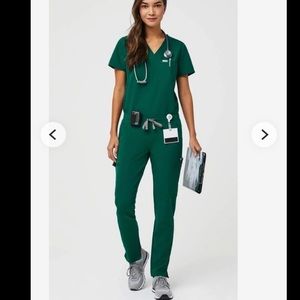 Figs Scrub Top & Pant Set